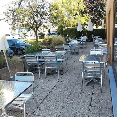 Kyriad Châlons-en-champagne - Saint-martin Hotel Saint-Martin-sur-le-Pré