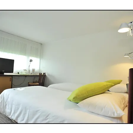 Otel Kyriad Chalons-en-champagne - Saint-martin 3*