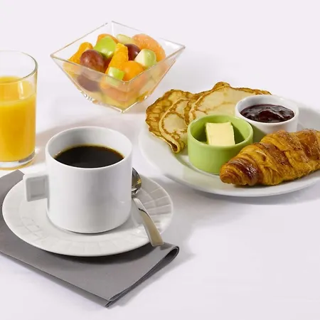 Otel Kyriad Chalons-en-champagne - Saint-martin 3*