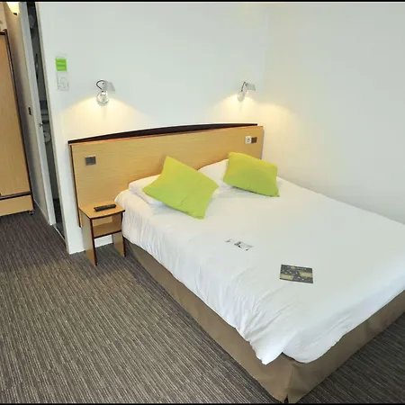 Kyriad Chalons-en-champagne - Saint-martin Otel Saint-Martin-sur-le-Pré