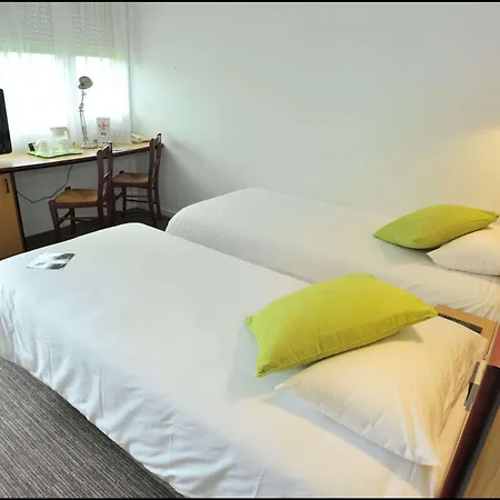 Otel Kyriad Chalons-en-champagne - Saint-martin 3*