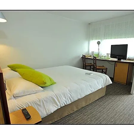 Hotel Kyriad Chalons-en-champagne - Saint-martin Saint-Martin-sur-le-Pre